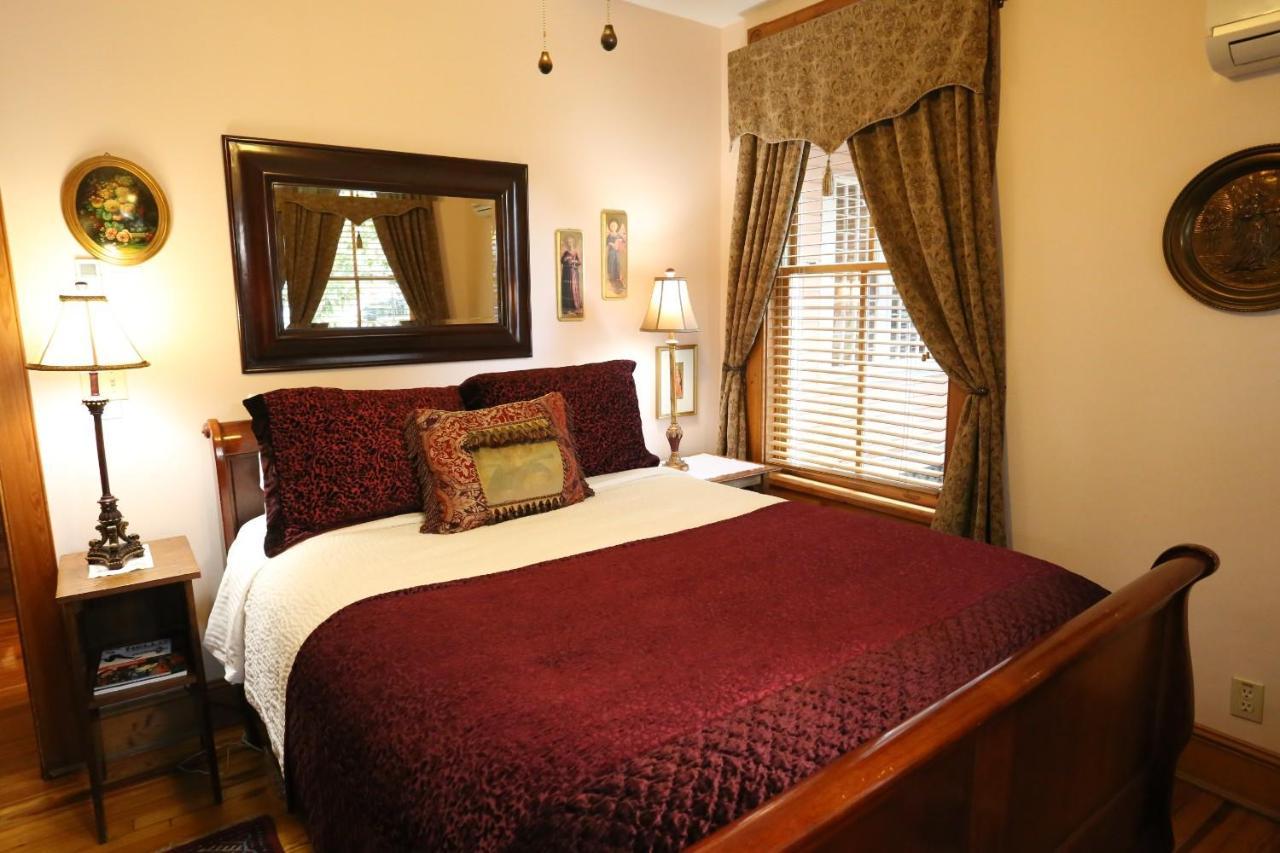 Sweetwater Branch Inn Gainesville Habitación foto